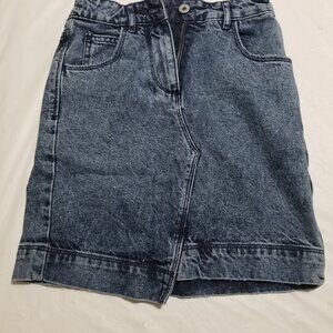ASOS Collusion Petite Denim Mini Skirt Snow Wash Size US 00 NWOT